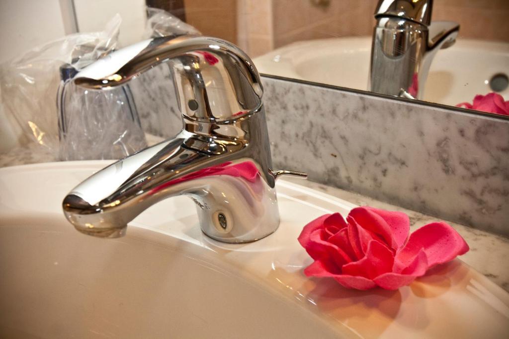 Bed and Breakfast Domaine Le Chec Saint-Ost Номер фото