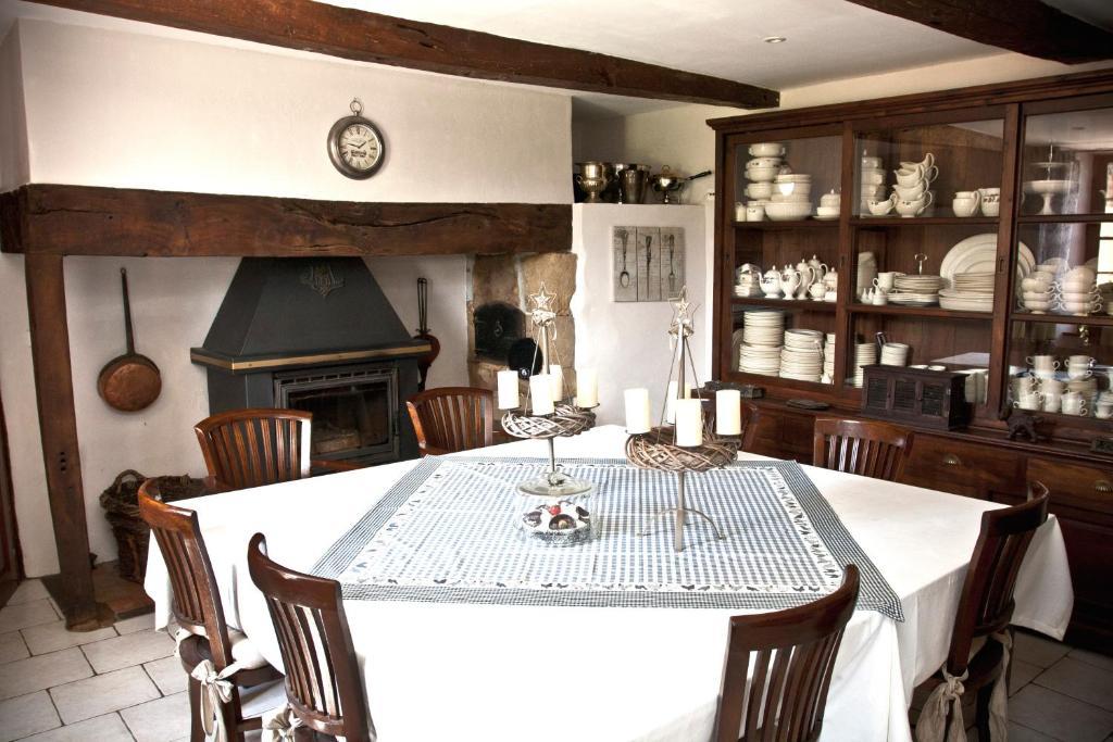 Bed and Breakfast Domaine Le Chec Saint-Ost Экстерьер фото